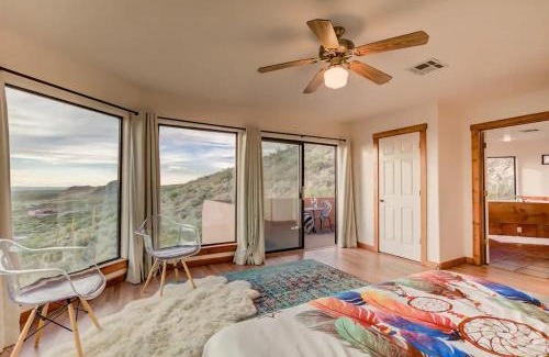 Mesilla Park Villa | Executive Home in Soledad Canyon with amazing views