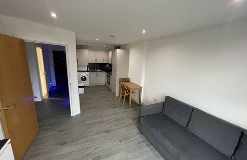 Clementswood Apartment | Executive One Bedroom Apartment City View Balcony