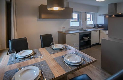 Norddeich House | Exklusiver, Strand- und Zentrumsnaher Ferienbungalow Neptun, 300m zum Strand