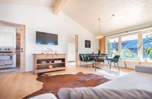 Oberwarngau Apartment | Exklusives Design-Apartment & Sauna