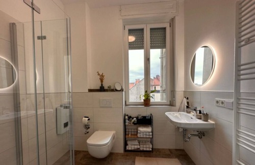 Hauptbahnhof Apartment | Exklusives Studioapartment im Herzen Saarbrückens