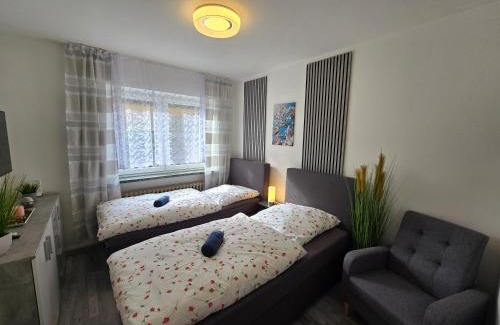 Wesertor Apartment | Exklusives und helles Erdgeschoss-Apartment No 4 im Zentrum von Kassel, schnelles 1Gbit Internet, Geschirrspüler, Boxspringbetten