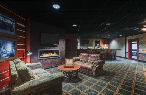 Sioux City Hotel | Expanded 2 Queen, Sofa Sleeper, Stoney Creek Sioux, Parking | 2 Units
