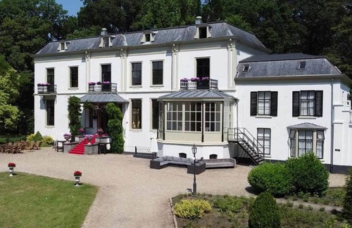Eerbeek Hotel | Experience Dutch Nature Up Close — Quiet Stay with Historic Charm, 4 Units