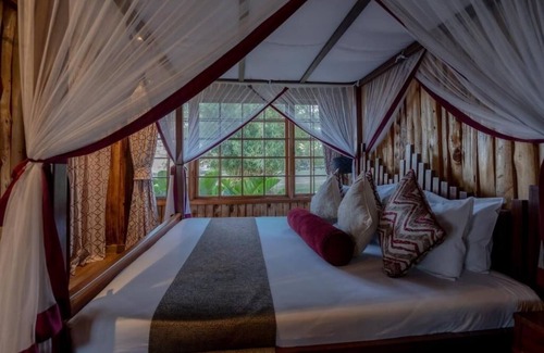 Naivasha Hotel | Experience Kenya’s Beauty from a Luxurious Lakeside Room | Outdoor Pool