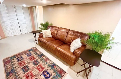 West Bronx Apartment | Experience Little Italy in New York near St Barbara’s Hospital