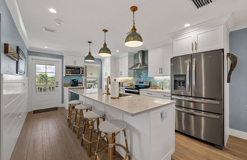Boca Grande Condo | Experience luxury at Unit 84, a stunning 2-bedr 2-bath Gulf view condo in Boca Grande