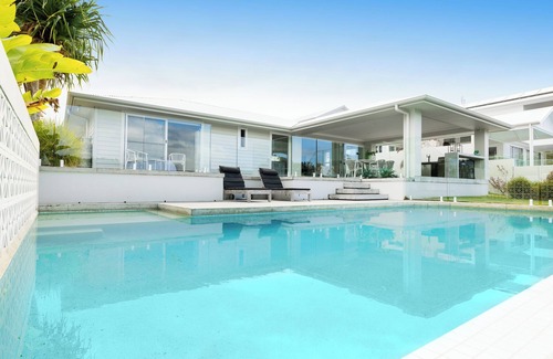Burleigh Waters House | Experience Paradise: Luxury on World's Best Beach