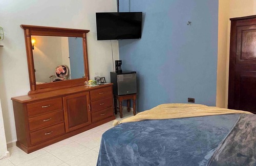 Chichen Itza - Valladolid House | Experience peace: Spacious room.