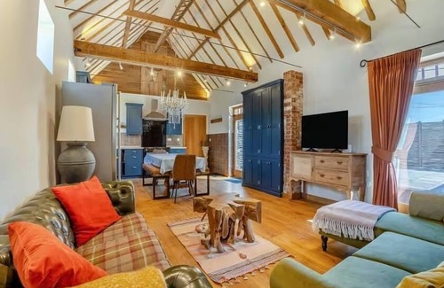 Bilting House | Experience the charm of Kent Oast house in the heart of the Kent countryside