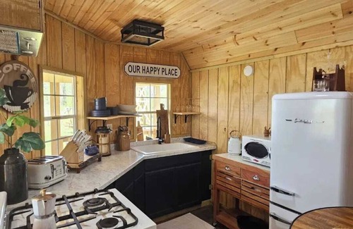 Groveland Other | Experience the simple life in our charming Mini Farm/Cottage house for rent.n