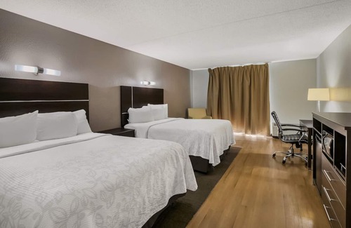 Ashley Oaks Hotel | Experience Value Stay Room w/Complimentary Breakfast | Free Parking