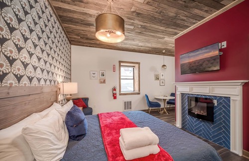 Hastings Hotel | Explore by Day On Foot. Unwind by Night by the Fireplace