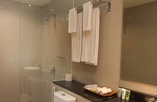 Klungkung Resort | Explore Nusa Lembongan by staying with us in bed side resort.