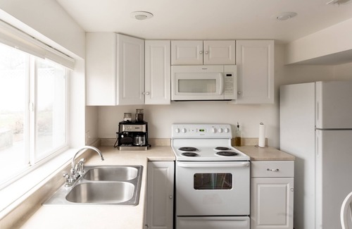 Magna Apartment | Explore SLC from a Quiet Magna Home- Hot Tub + Enclosed Backyard