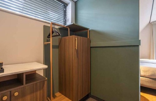 Vierhouten Hotel | Explore Veluwe from Cozy Lodge: Bike Rentals, Free Parking, Breakfast