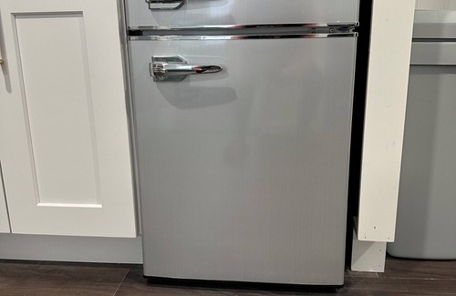 Orange Apartment | Express 2 Bedroom Haven near Airport in Orange, NJ