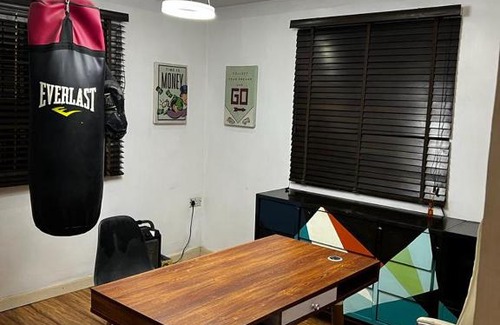 Ikeja Apartment | Exquisite 1bedroom apartment ikeja 10 min to the airport