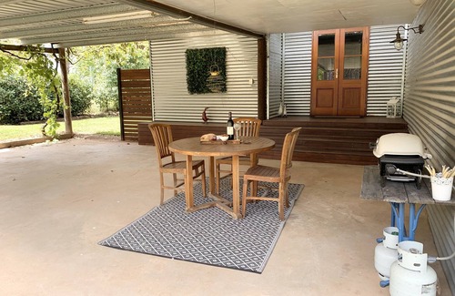 Millthorpe Cottage | Exquisite Country Cottage in Private Rural Setting.