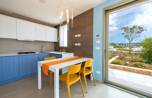 Marina San Gregorio Villa | Exquisite 5-star cottage with sea access, private pool, jacuzzi and spa