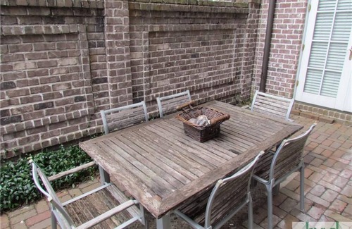 Historic District - North House | Exquisite Location! Modern 3 bed, 2.5 bath townhouse