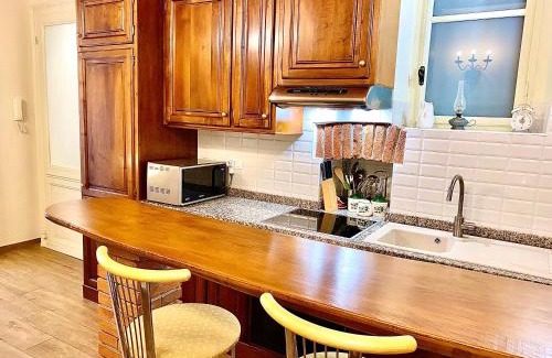 Madonna del Pilone Apartment | Exquisitely renovated and centrally located apartment with free parking