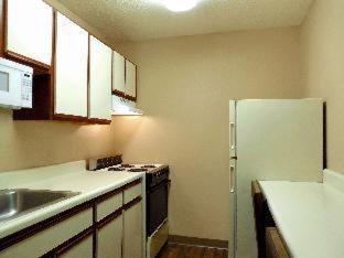 Hunt Club Hotel | Extended Stay America Suites - West Palm Beach - Northpoint Corporate Park