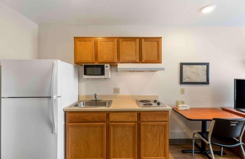 Firestone Hotel | Extended Stay America Select Suites - Firestone