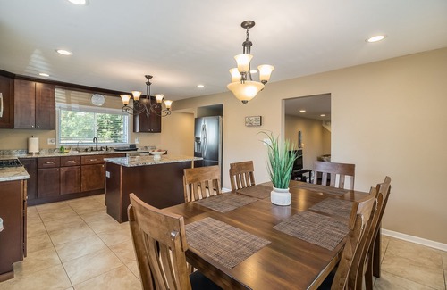 Lombard House | Extended Stay Lombard FHS Rental