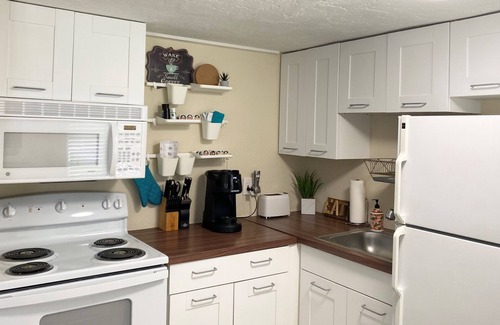 Bayshore Gardens House | EXTENDED SUMMER SALE! Weekends are best spent at the Beach!