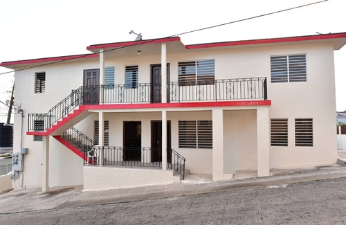 Charlotte Amalie West Apartment | Extra large apartment for family and friends 5 min from the beach airport.