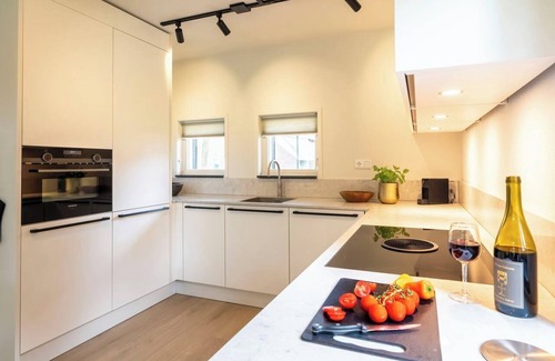 Nooitgedacht House | Extra luxury 8-person Wellnessfarmhouse in the holiday park Hof van Saksen