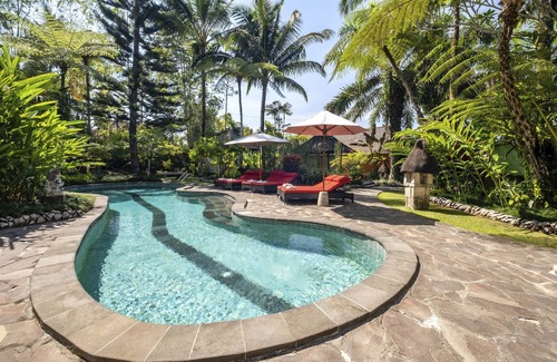Kerta Villa | Extraordinary Escape with head-turning Style in Nature for Families