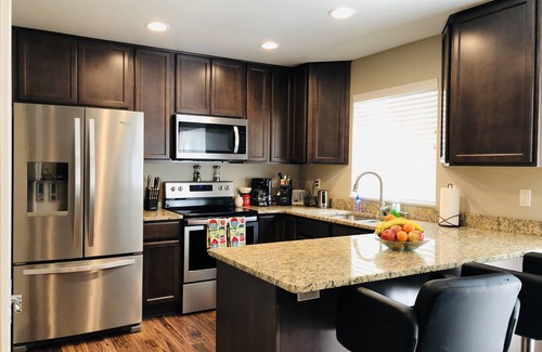 Grants Pass Apartment | Extremely Clean & Very Nice (UNIT A)