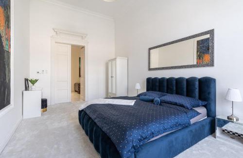 Belvaros - Lipotvaros Apartment | Eye of Budapest Luxury Apartment
