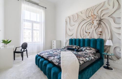 Belvaros - Lipotvaros Apartment | Eye of Budapest Luxury Apartment