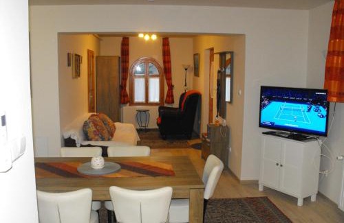 Balatongyorok House | Ezüsthíd Apartman