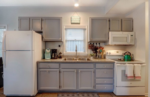 East Beach House | EZBreezy 1 bedroom home located on St. Simons popular East Beach