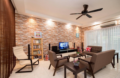 Pulai House | Ezstay Homestay in Johor Skudai