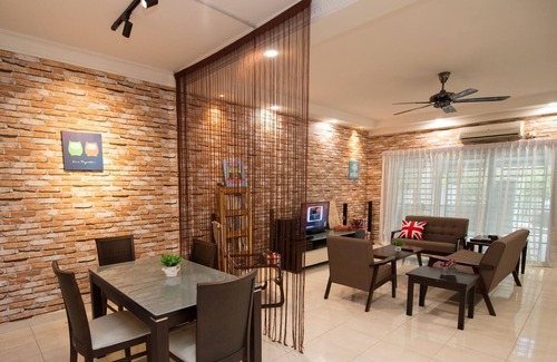 Pulai House | Ezstay Homestay in Johor Skudai