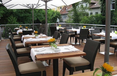 Zentrum Apartment | f) Familienzimmer mit Dusche und WC