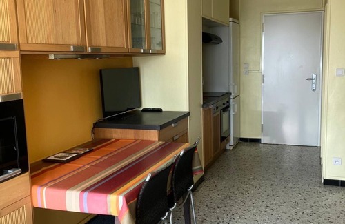 Saint-Nazaire Apartment | F2 jolie Front de mer Canet plage Chez Emilie