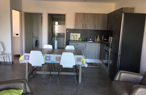 Bastelicaccia Apartment | F3, ideally located between sea and mountain. Near Ajaccio and Porticcio