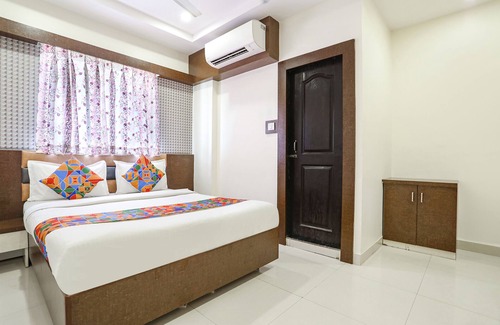 Nerul Hotel | Fabexpress Geeta Palace