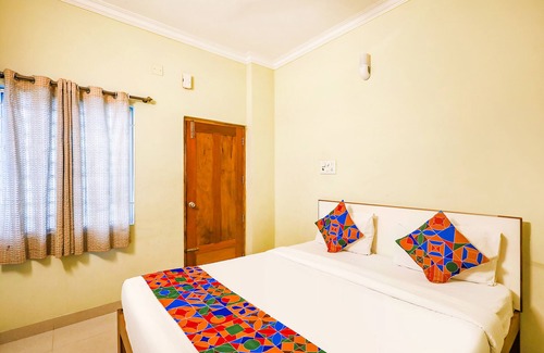 Tambaram Hotel | FabExpress Sunshine Residency