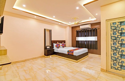 Dumdum Hotel | Fabhotel Bn Palace