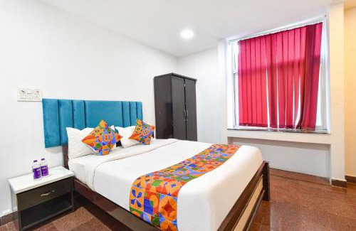Hyderabad Hotel | FabHotel Casa Grand Inn - Nr US Consulate, Financial District