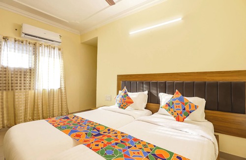 Central Chennai Hotel | Fabhotel Gt Galaxy Park