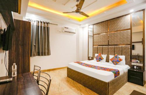 Pitampura Hotel | FabHotel Royal Mirage I