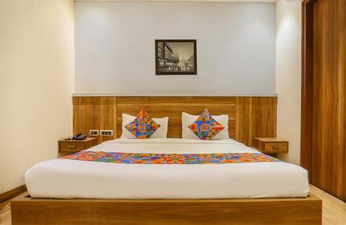 Patel Nagar Hotel | FabHotel Royal Touch Patel Nagar